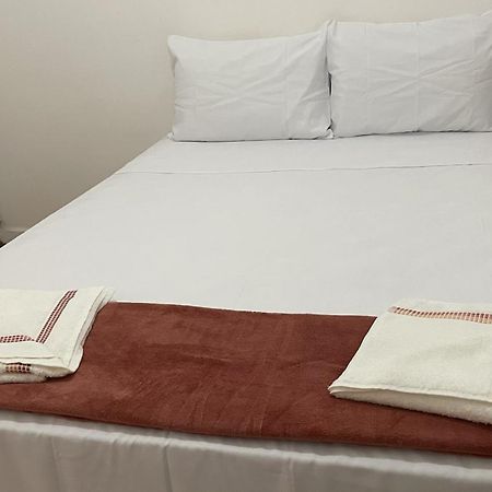 1 Block From Copacabana Beach, Whole Apt, Posto 4 ริโอเดจาเนโร ภายนอก รูปภาพ