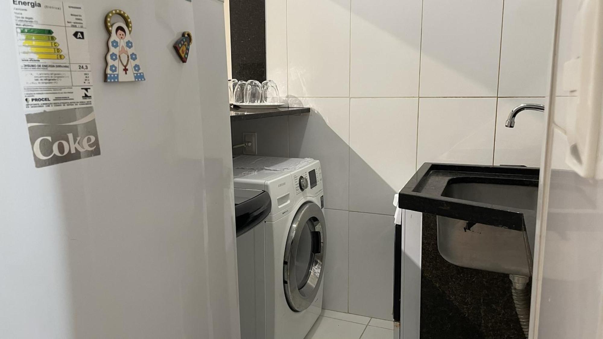 1 Block From Copacabana Beach, Whole Apt, Posto 4 ริโอเดจาเนโร ภายนอก รูปภาพ